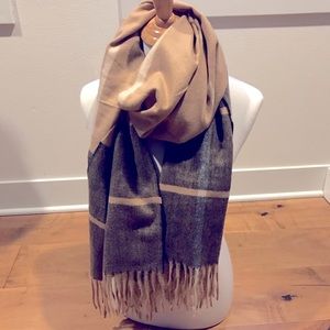 Ultra soft poly-knit plaid fringe scarf
